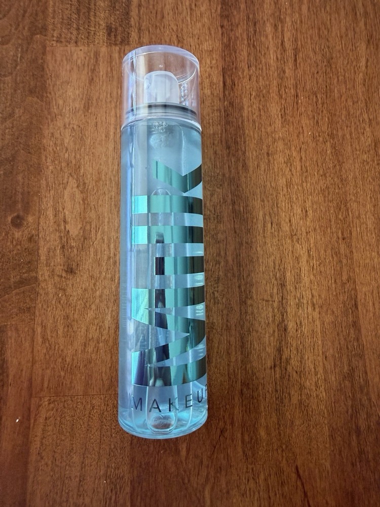 Hydro Grip Hydrating Setting Spray Full Size NEW
