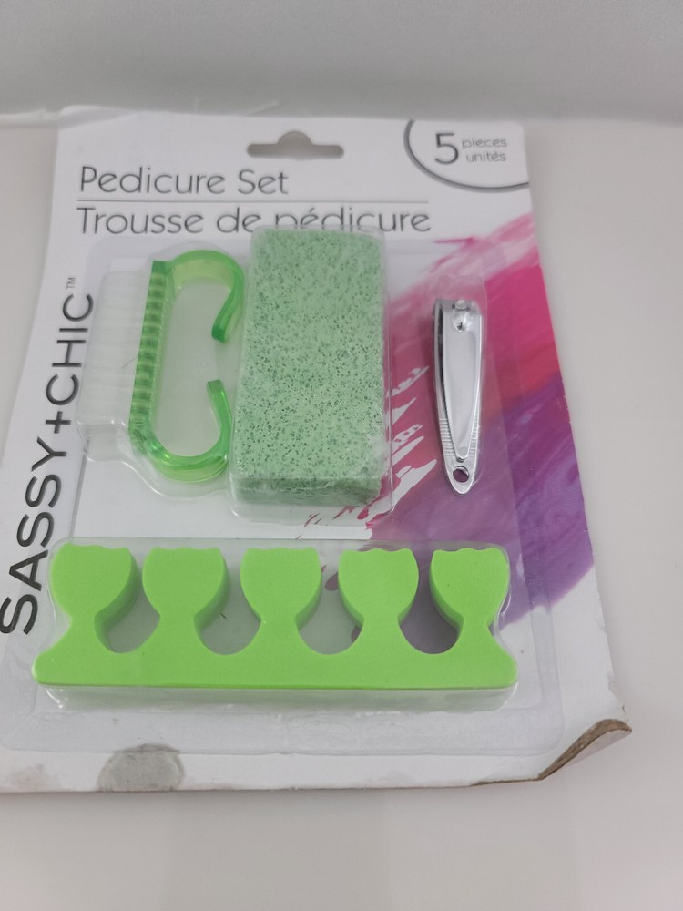 Sassy + Chic Pedicure Set 5 pc Green
