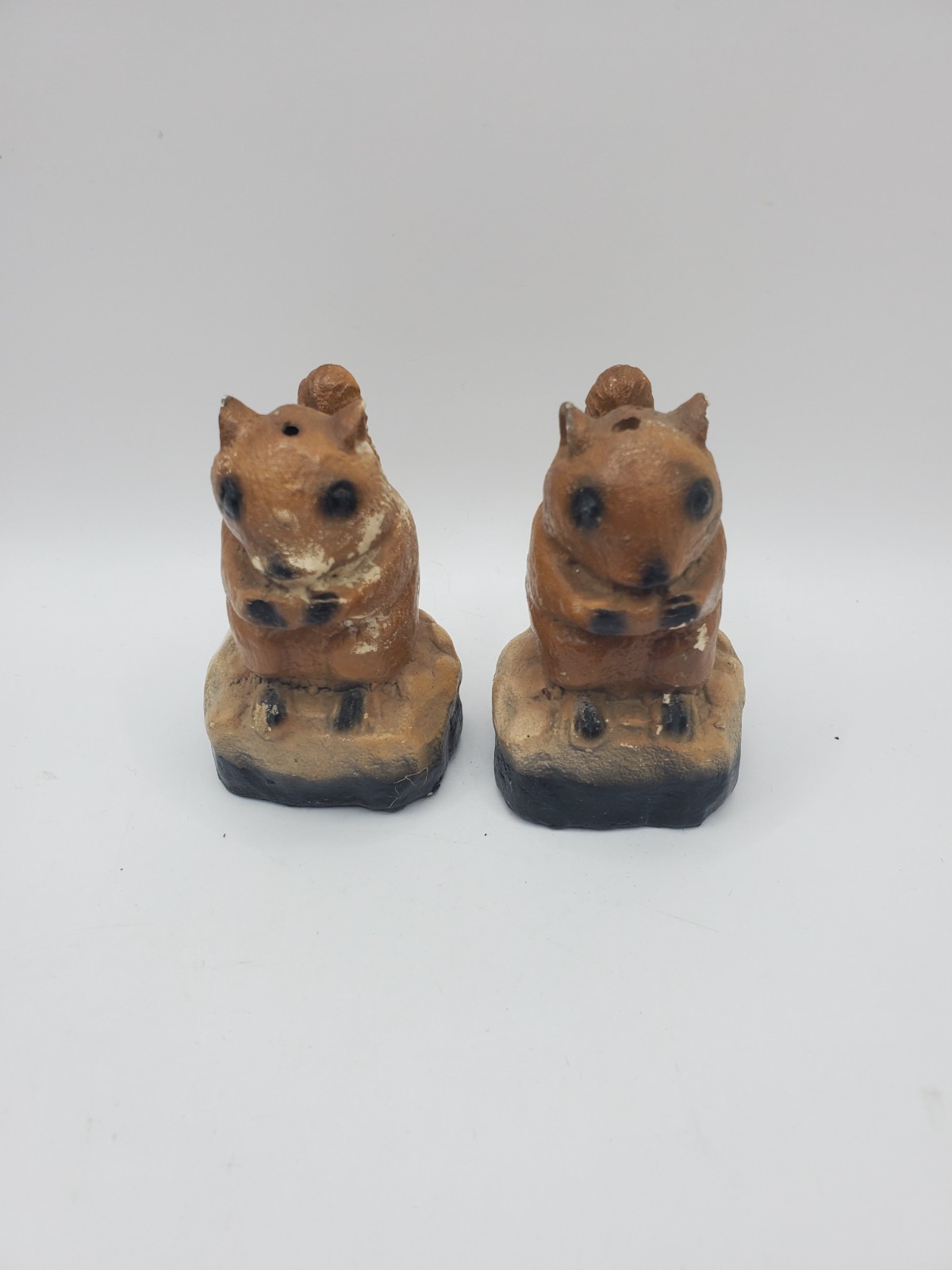 Vintage Ceramic Novelty Squirrel Couple Salt and Pepper Shakers Japan Paint miss