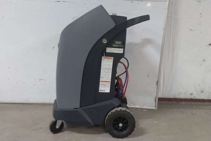 Robinair 34788NI 30 Lb Tank Capacity 115VAC Refrigerant RRR Machine