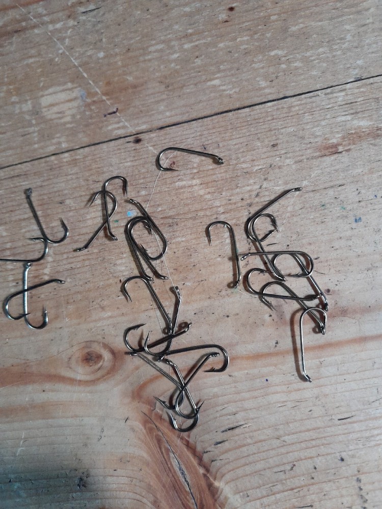 Trout Hooks Eyed Size 8