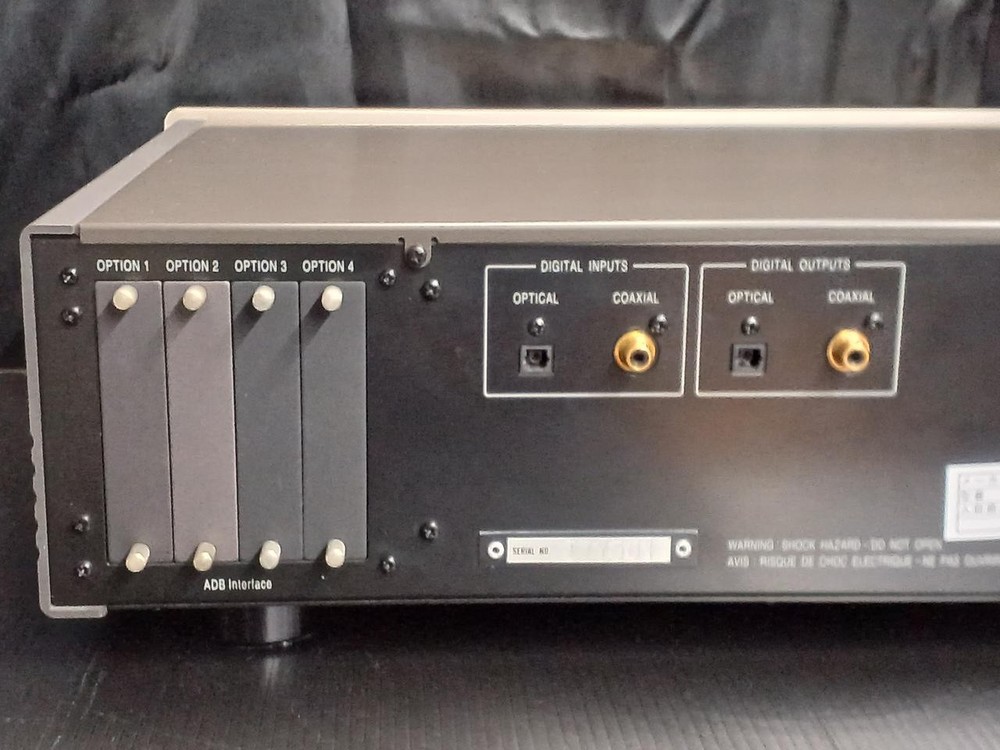 Accuphase DG-28 Digital Voicing Equalizer High-End Audio Processor Japan