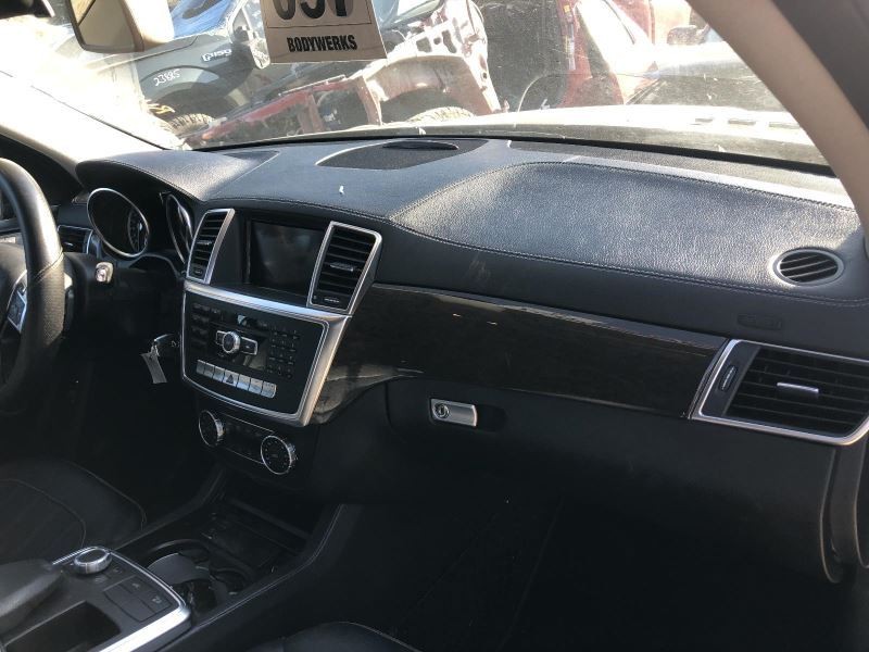 2014 2015 MERCEDES BENZ CLA250 Blind Spot Radar Object Distance Sensor 9127