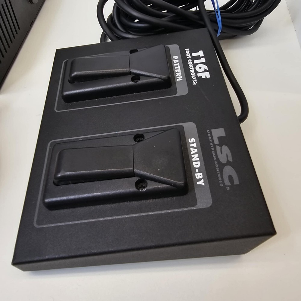 Elation T-16F 4-channel Foot Control Chaser Pack