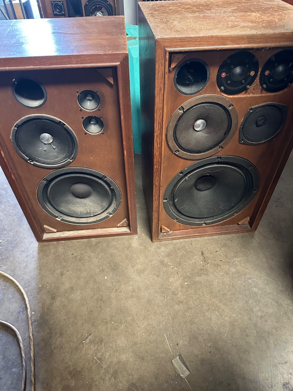 Sansui Vintage Speakers Set Of Two Light Brown Wooden Frames