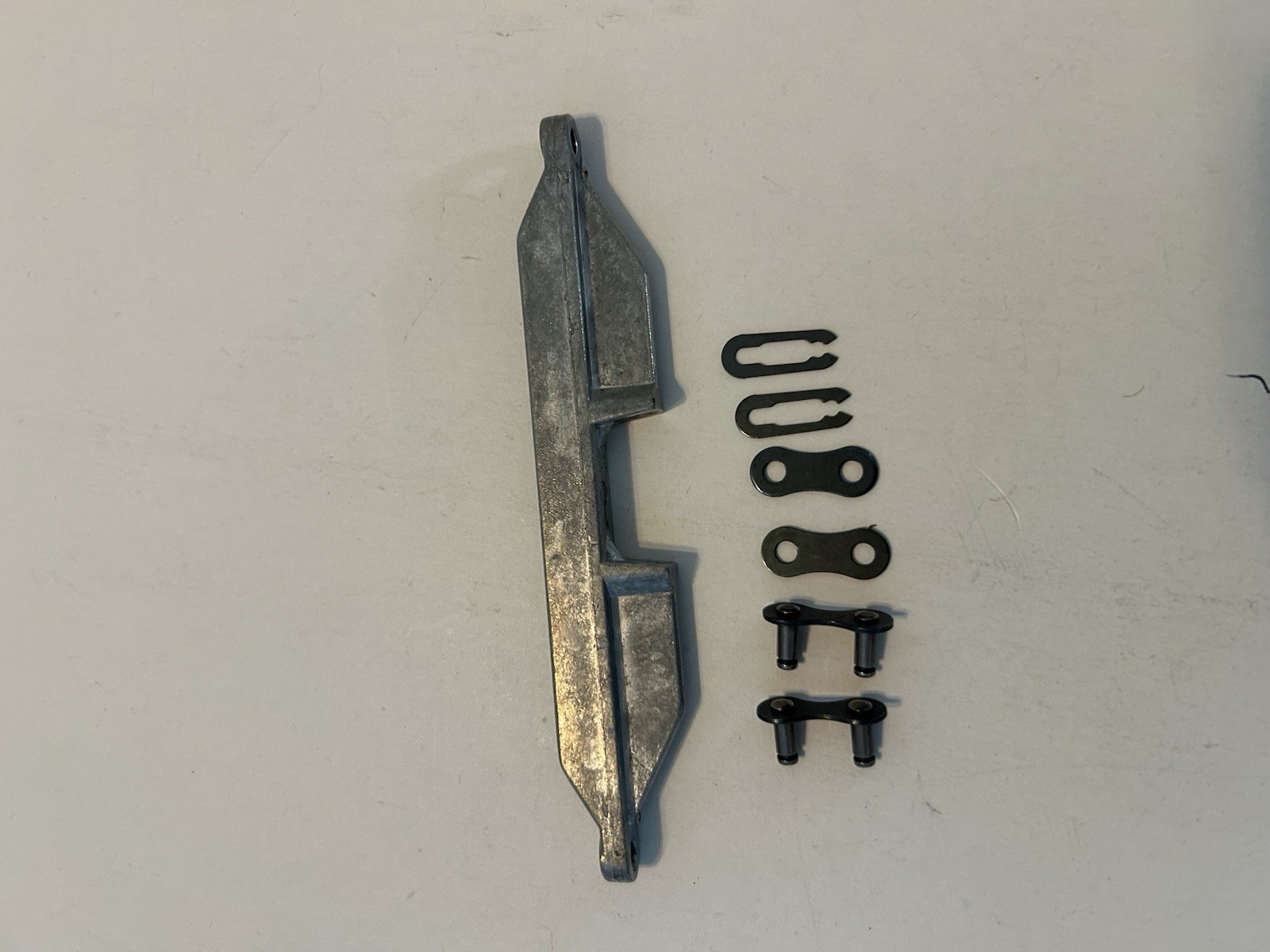 Stanley 24851 Garage Door Opener Chain Carrier Link