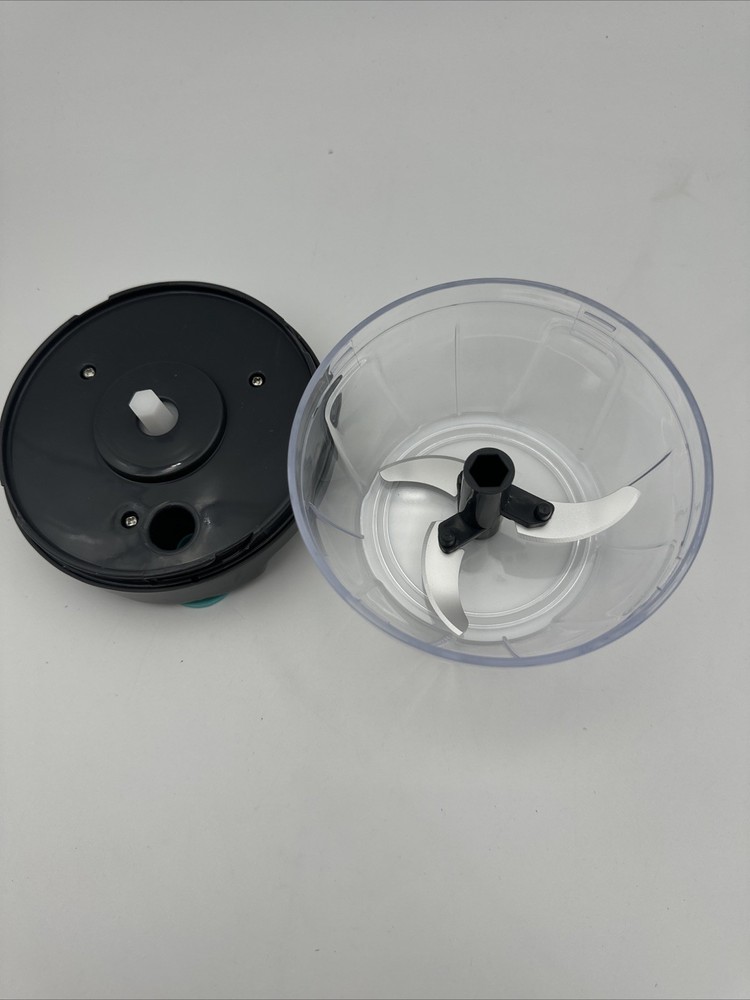 Compact Manual Food Chopper