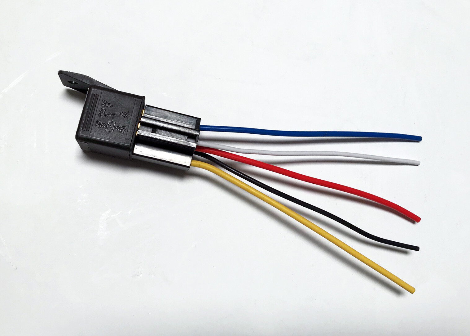 10pcs. JD150J6 12V 30Amp SPDT 5 PIN Auto Relay with 5 Wires Harness Socket Set