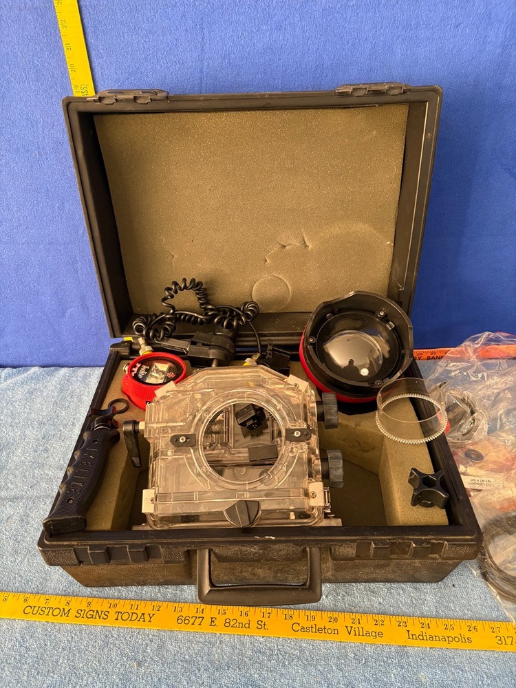 Ikelite Underwater Camera Housing