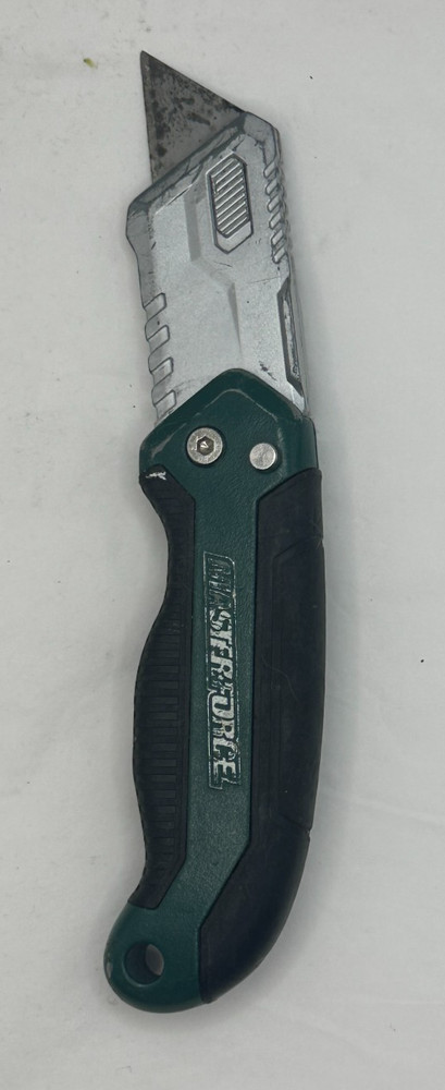 Masterforce Utility Knives  Folding Quick Change Retractable