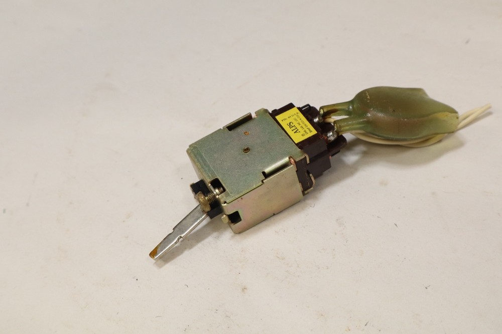 sansui tu 517 Tuner Part Power Switch