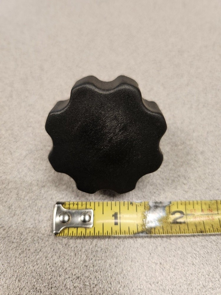 Fluted hand knob with 5/16 stud