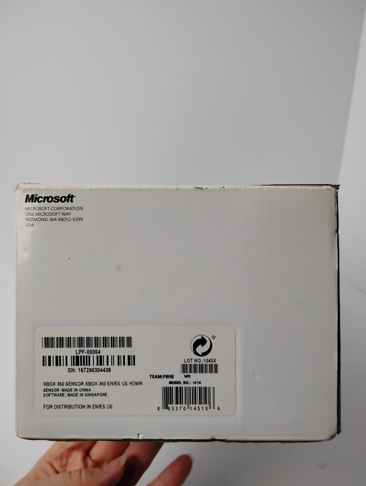 Xbox 360 Kinect Sensor + Cables USB Missing Kinect Adventures Game