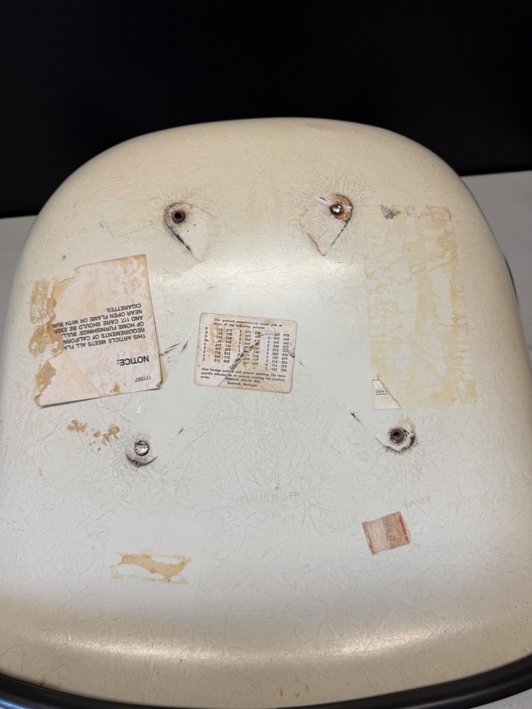 📈💥Original HERMAN MILLER Eames BLACK Fiberglass Shell (Shell Only)