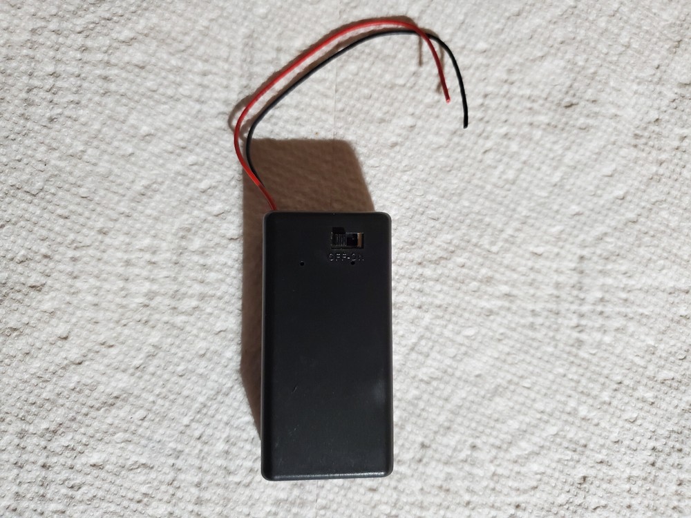 CGS SBH-9V 9V Battery Case (with ON-OFF Switch)