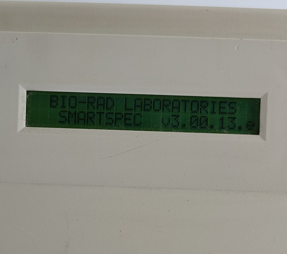 Bio-Rad SmartSpec Plus Spectrophotometer ~ Powers On