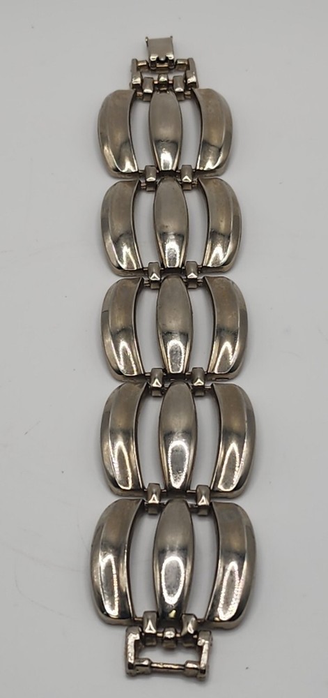 Vintage Chunky Statement Silver Tone Metallic Open Work Pannel Bracelet 7.5"