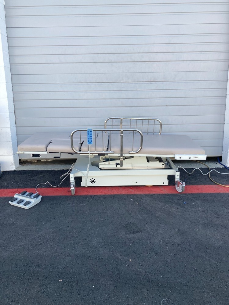 MPI Echo Table| New Upholstery | Aimcardio.com