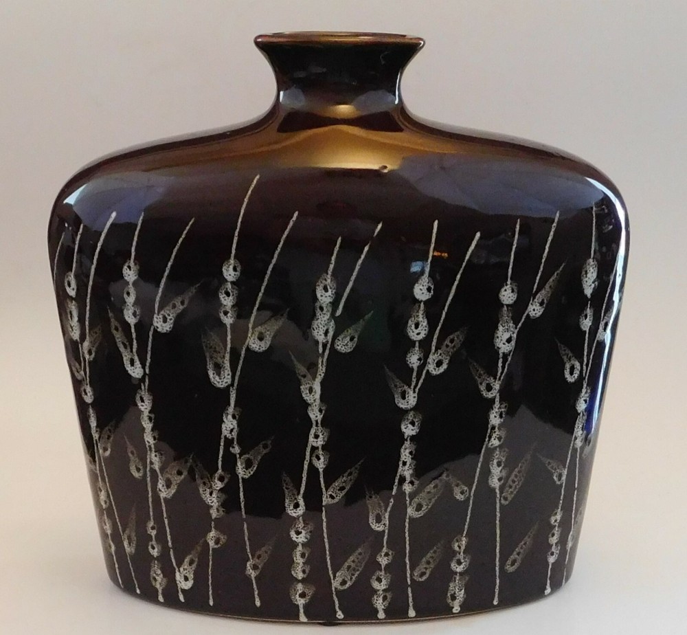Vase Ceramic Large Brown White Grass Leaf Pattern Bottle Shape Unmarked