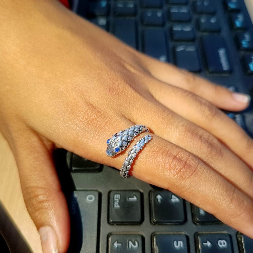 Beautiful Snake Shape Stone Ring, Gold Silver ruby eye Ring Gift for her