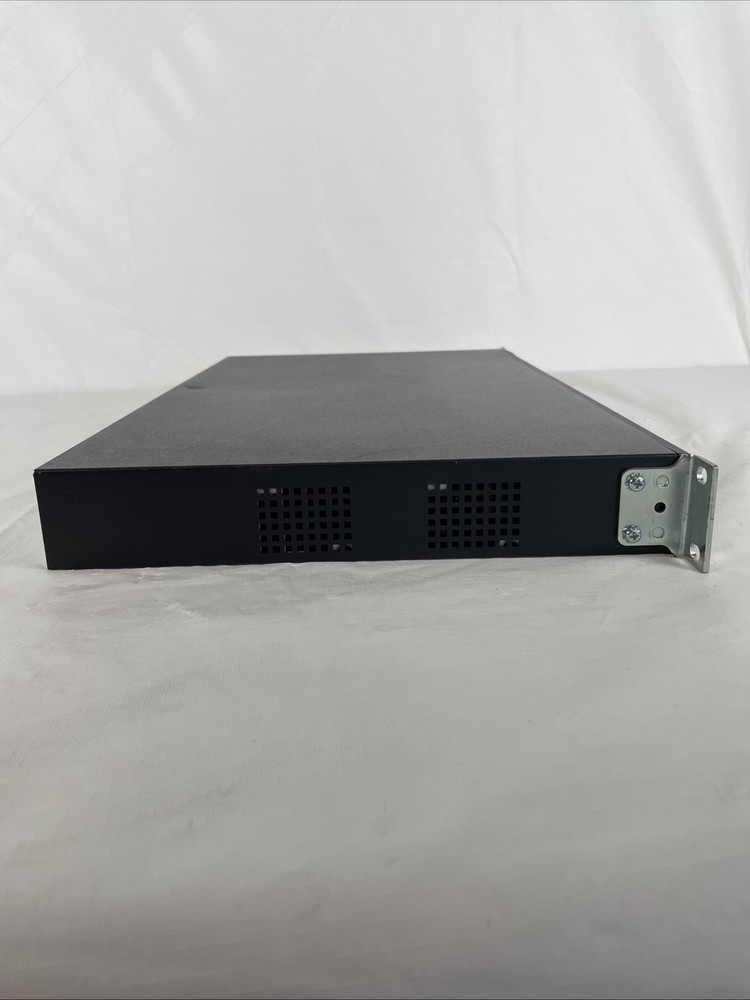 3Com Baseline Switch 2948 -SFP Plus 3CBLSG48 switch - READ