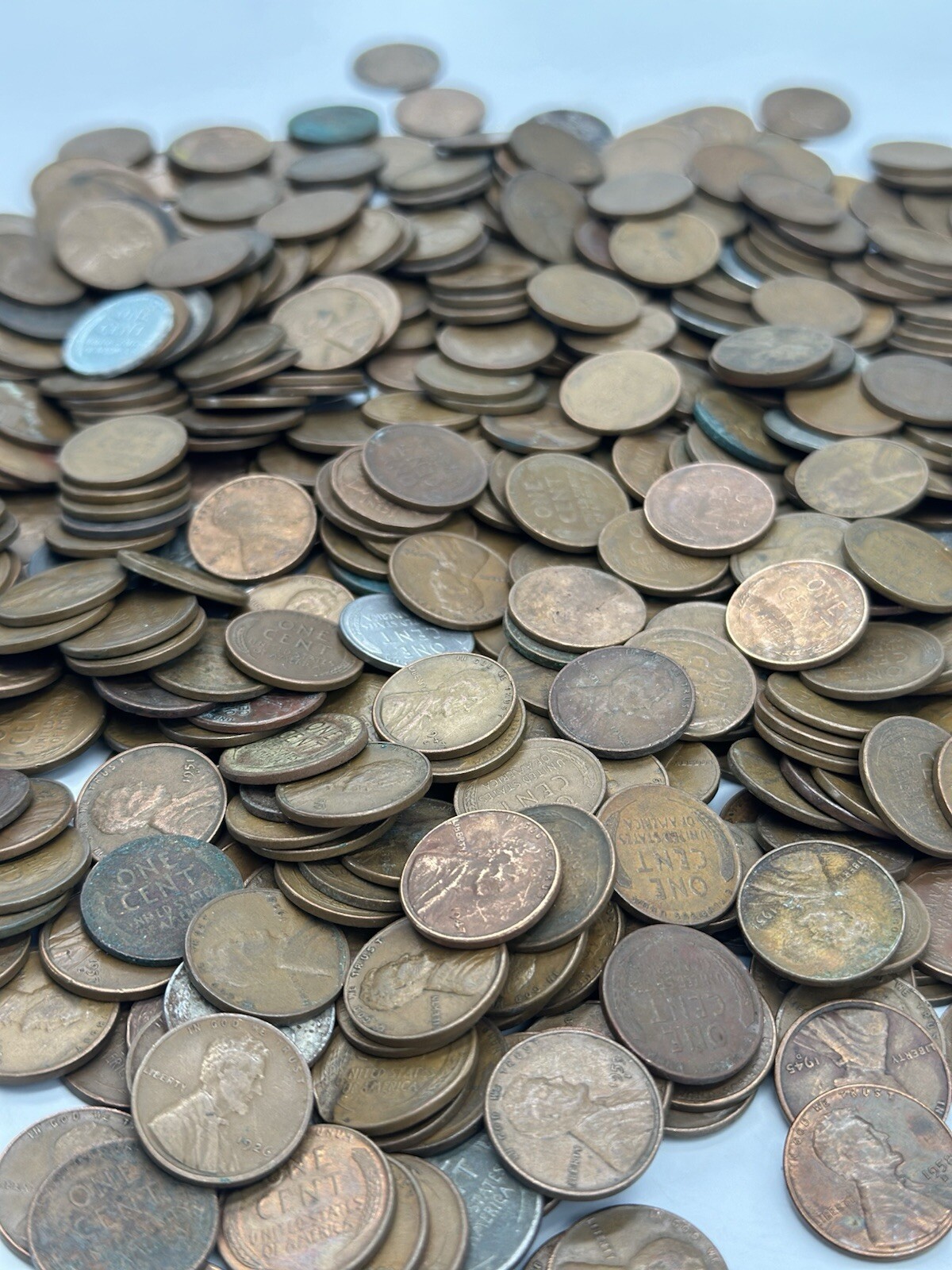 Lot of 500 Mixed Wheat Cents - 500 Count Bag - Unsearched