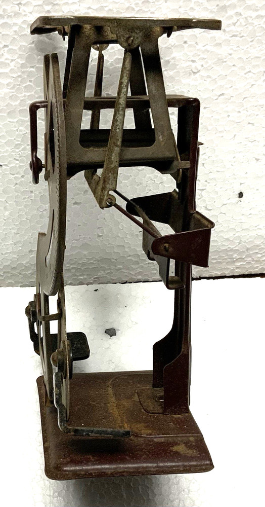 Old Bilateral Weighing Scale