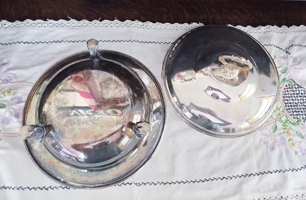 Covered footed silver-plated serving dish with lid 10 ¼” across