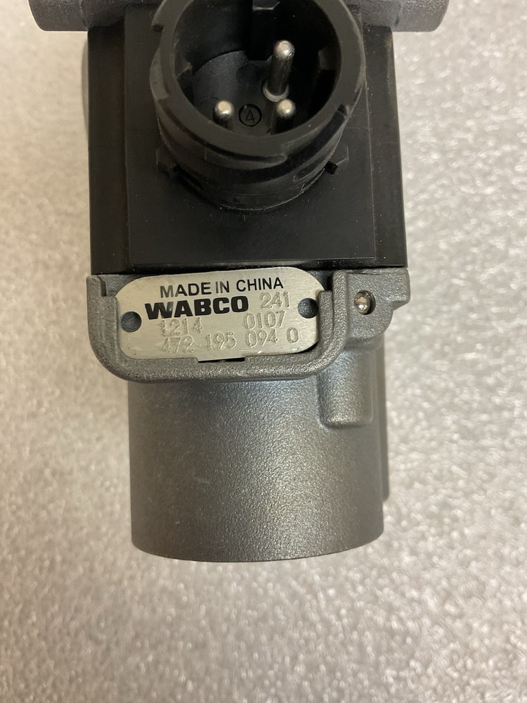 WABCO VALVE PN: 4721950940