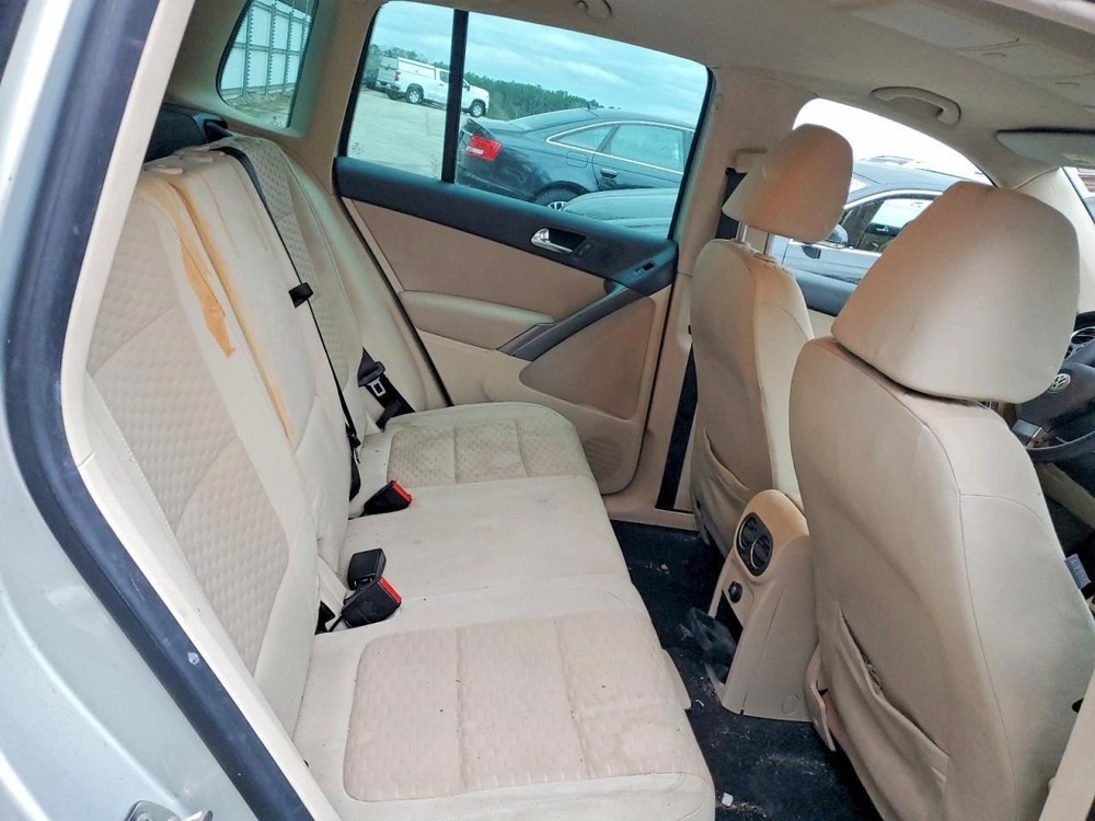 Fuse Box Engine Compartment Fits 12-16 EOS 4956922