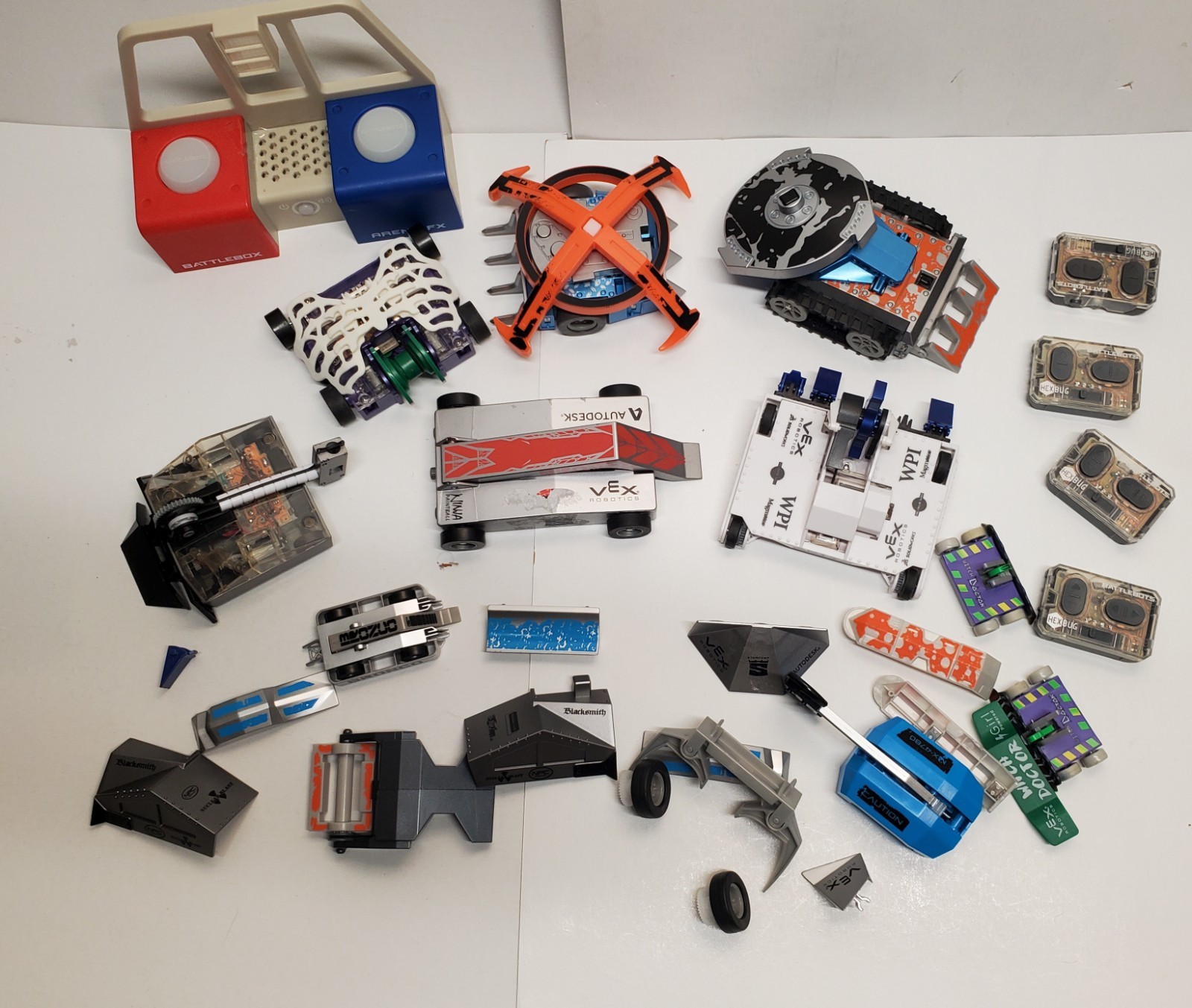 Hexbug Battlebots Lot Of 6 W/ 4 Remotes plus extras READ