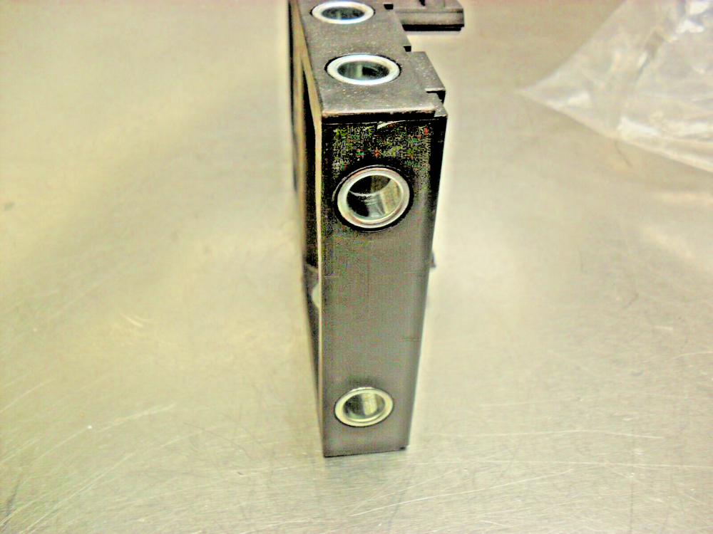 igus E4.801.20 Cable and Hose Carrier NEW