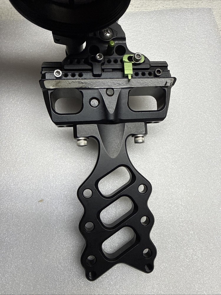 AXCEL AccuHunter Slider Bow Sight / AV Hunter