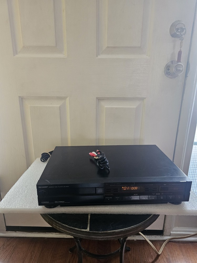 Sharp DX-R750 Single Compact Disc Player Made in Japan TESTED