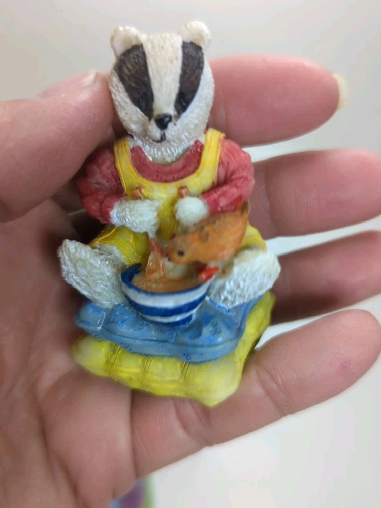 6 Vintage Easter Bunny Figurines Plus 1 Special Extra Read,👇