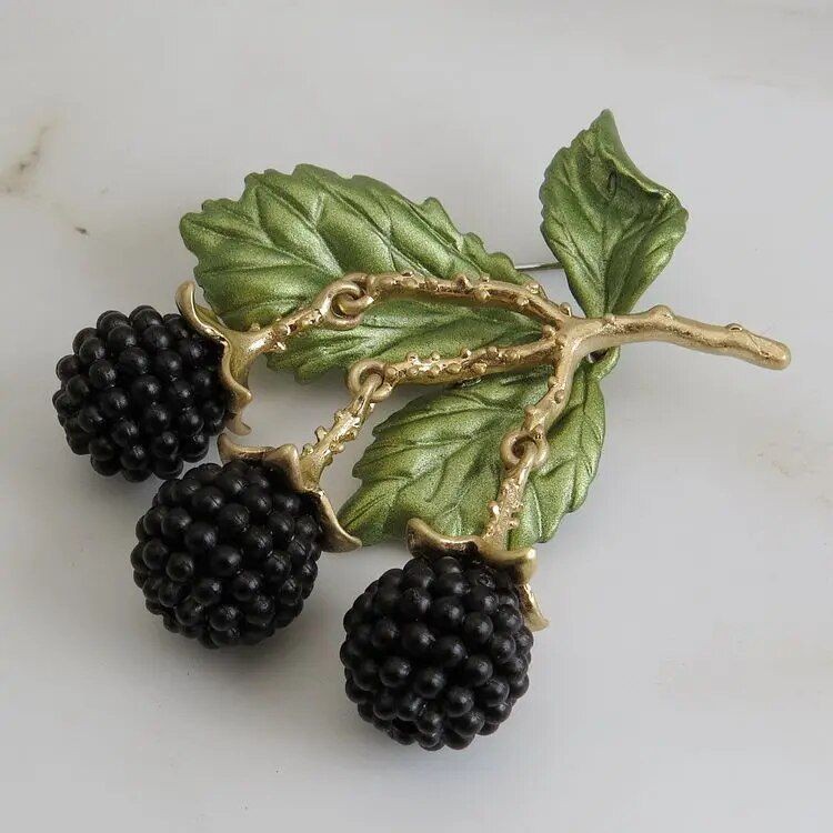Berry brooch