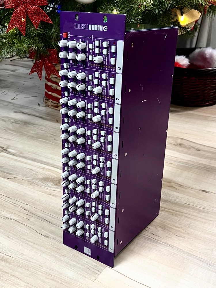 Klark Teknik Square One SQ1D 8-Channel Dynamics Processor