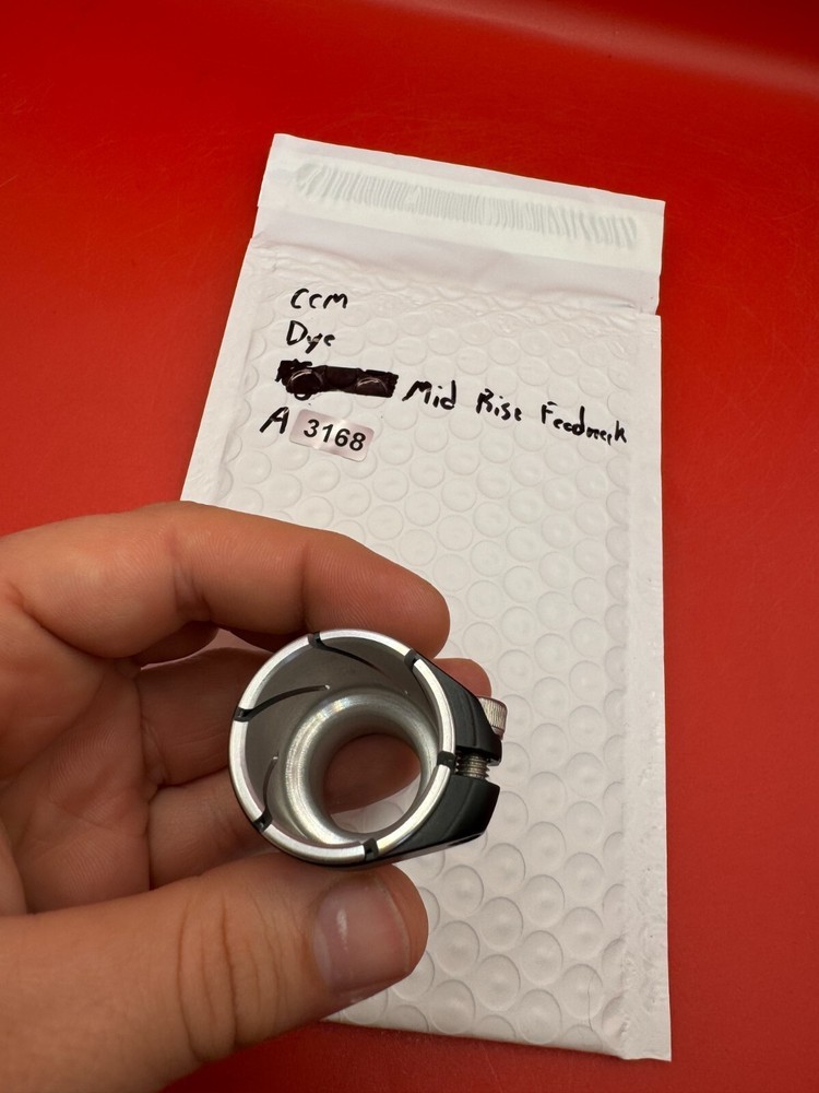 CCM Dye Mid Rise Feedneck