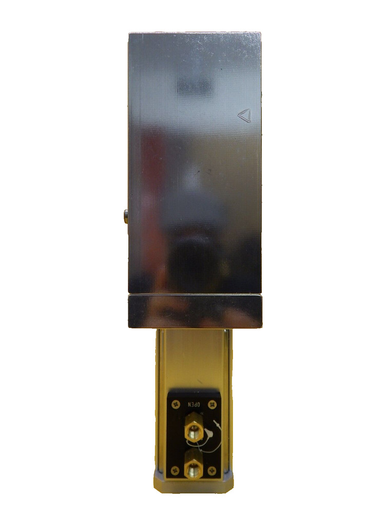 VAT 02009-ZA24-1006 Rectangular Slit Valve Monovat New Surplus