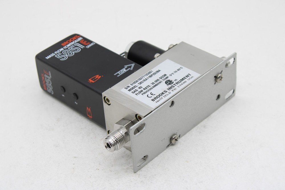 Brooks Instrument 5851EA11BP2D2BA E Series Mass Flow Controller N2 30,000 SCCM