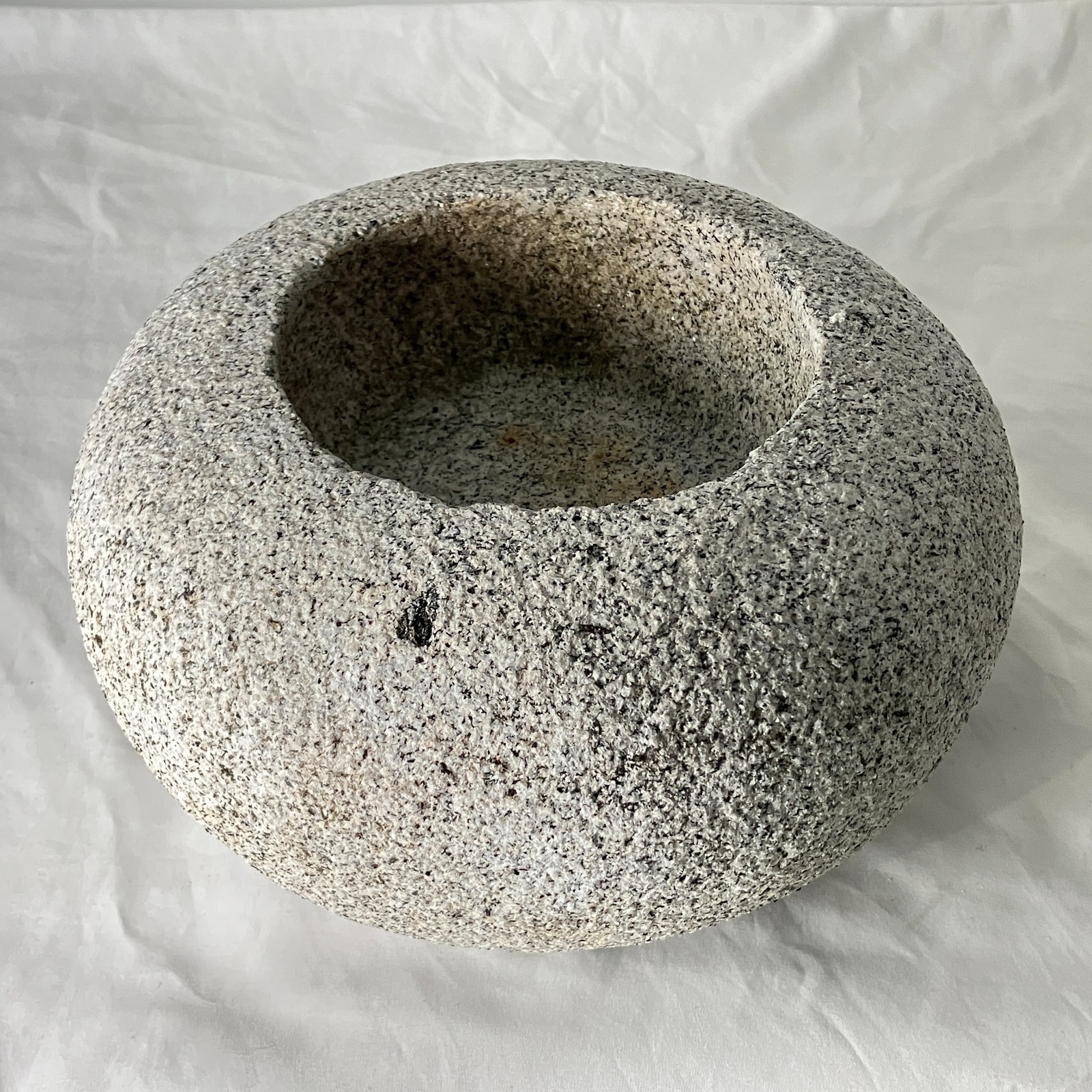 Tetsubin Style Gray Small Granite Stone Water Bowl Chozubachi Japanese Garden