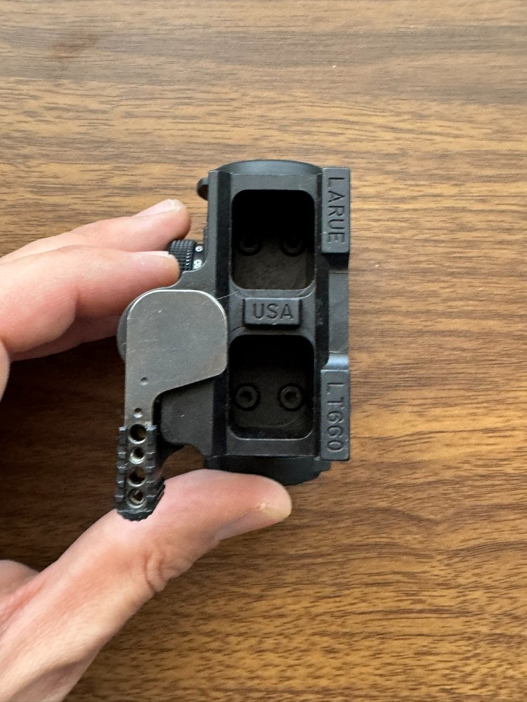 Aimpoint T2 Red Dot Sight with LaRue Mount (T-2 Micro)