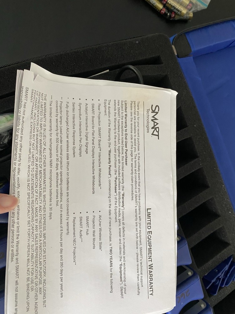 SMART SENTEO INTERACTIVE RESPONSE TECHNOLOGY SYSTEM 32 CLICKERS