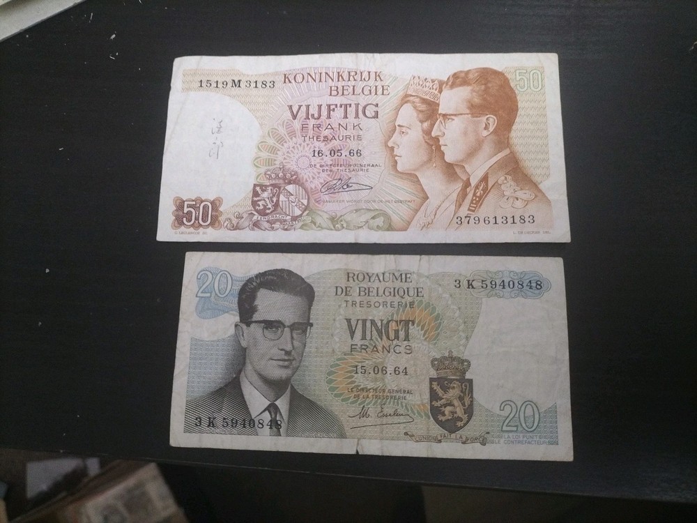 Belgium 2 different banknotes