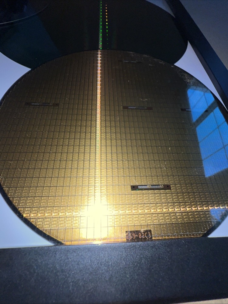 8” Silicon Pattern Wafer IntegratedCircuits Art 8”6”6”4”2”1”1” Art semiconductor