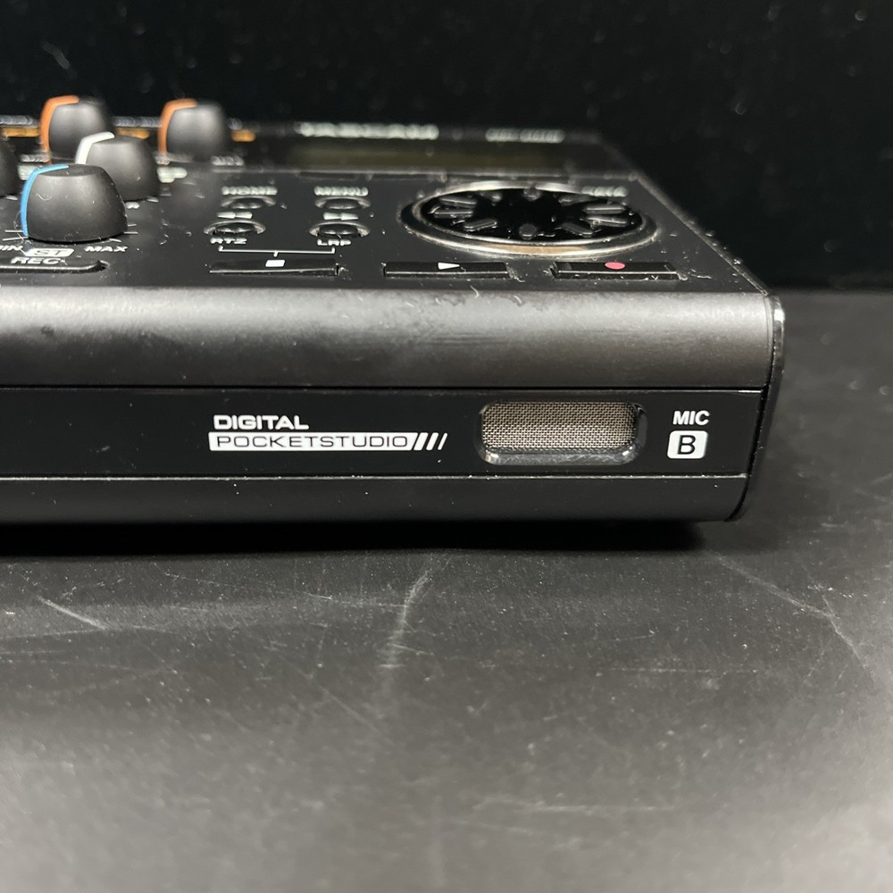 Tascam Effects Ped DP-006 Track Digital Pocket Studio