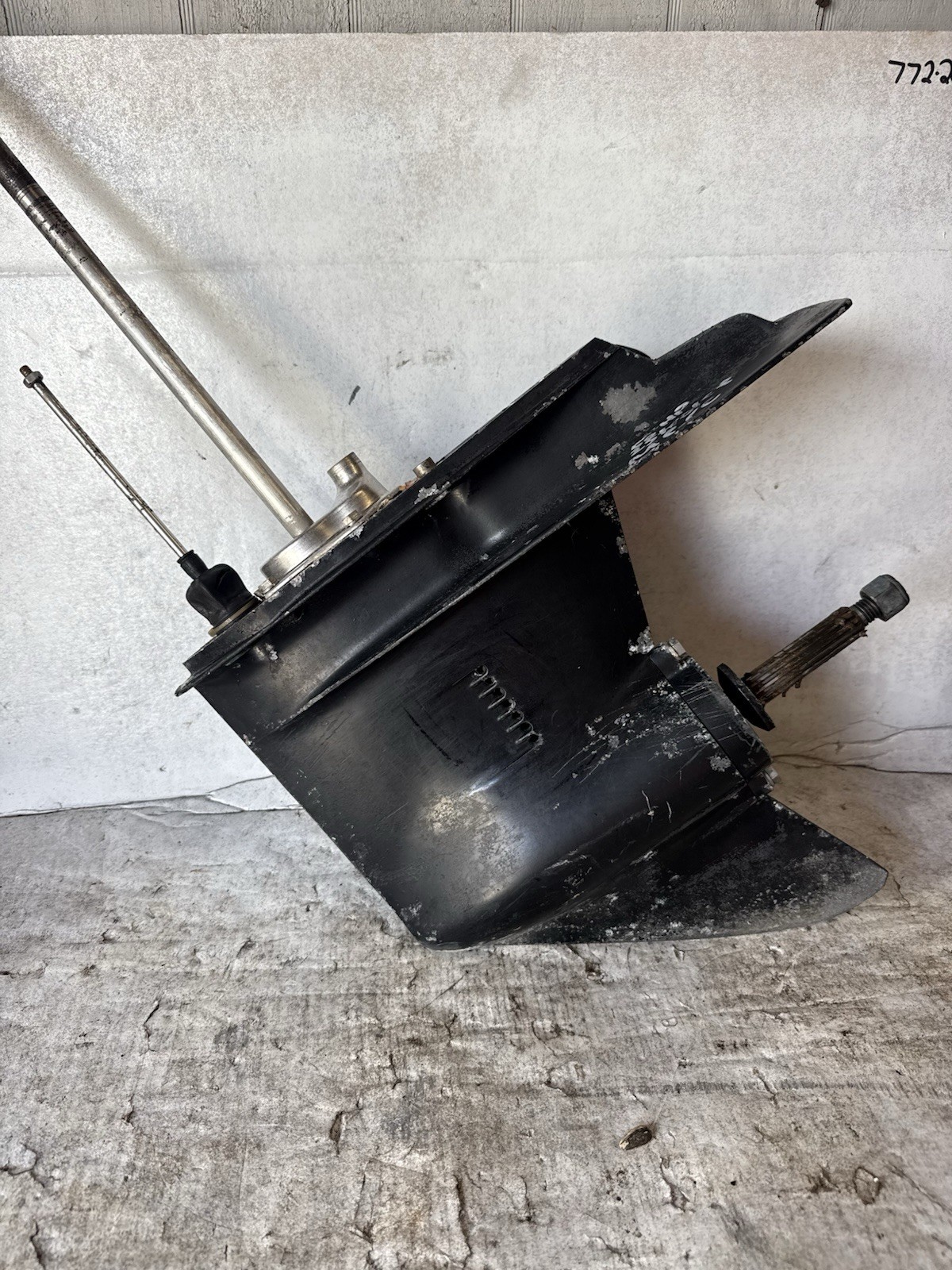 Used 20" Mercury 30-40-50 -hp 2 Stroke Outboard Motor Lower Unit 30hp 40hp 50hp