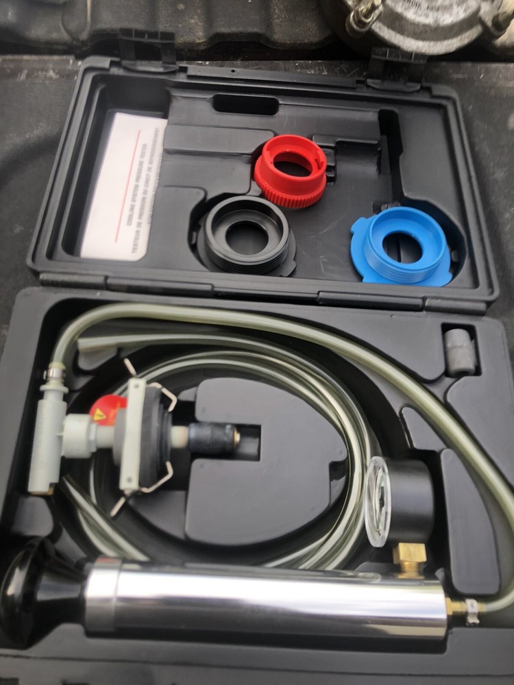 Unitest Cooling System Pressure Tester PBT70800