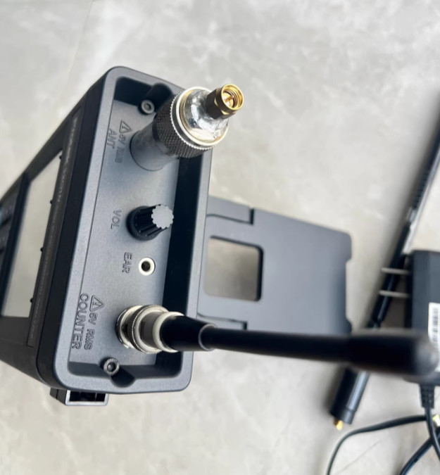 1pcs Protek 3201N handheld field strength meter