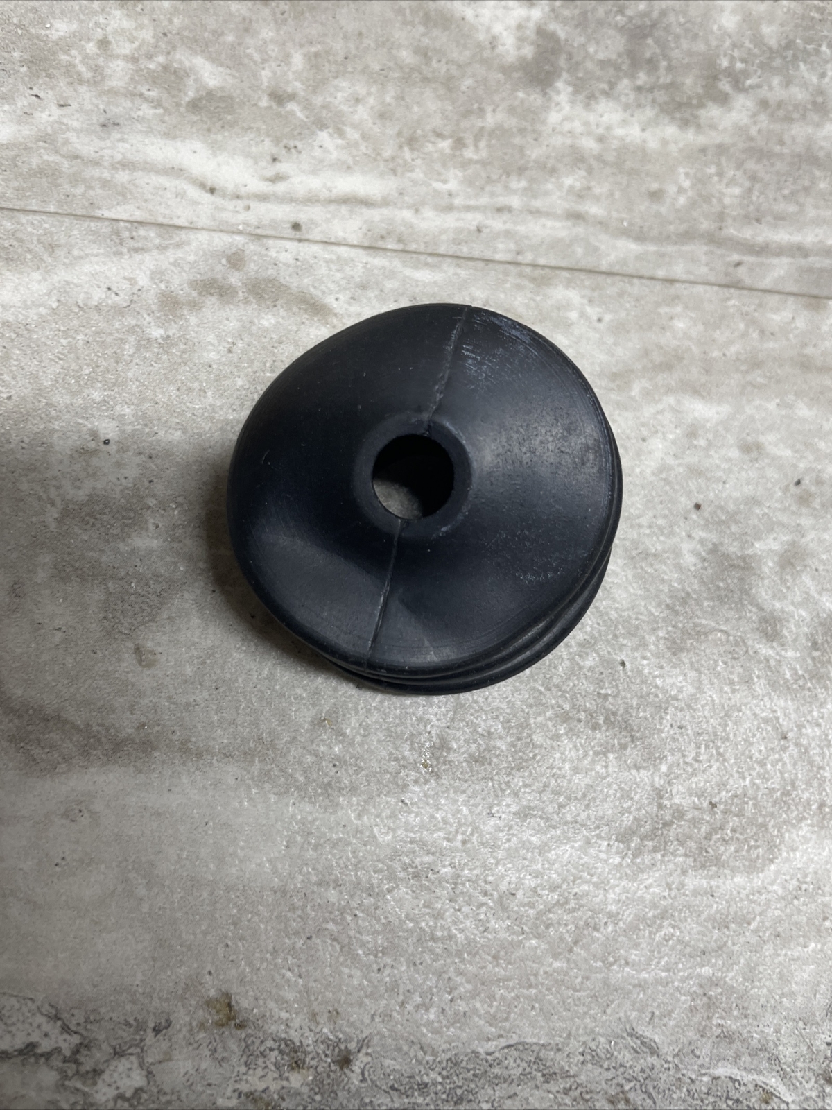 Eaton 33200-304 Boot For Hydraulic Valve, New